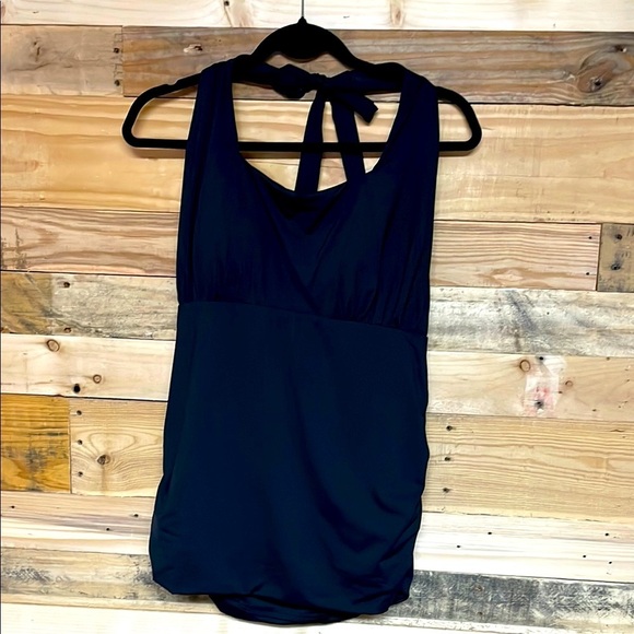 Lands’ End size 18 black halter swimsuit top with scrunch side and built-in cups - Picture 1 of 6